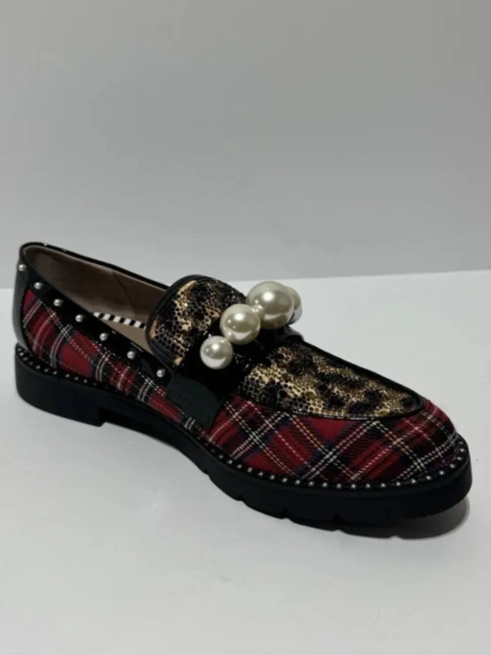 Betsey Johnson Womens Harloe Loafer Red Plaid Size 10 M